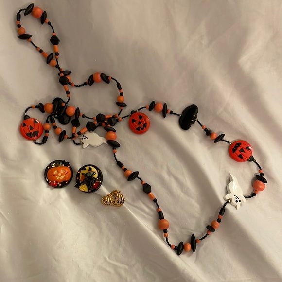 Fun vintage Halloween jewelry - Picture 1 of 5